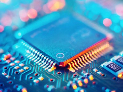 Microchip, Foto: Adobe-Stock/Tryfonov